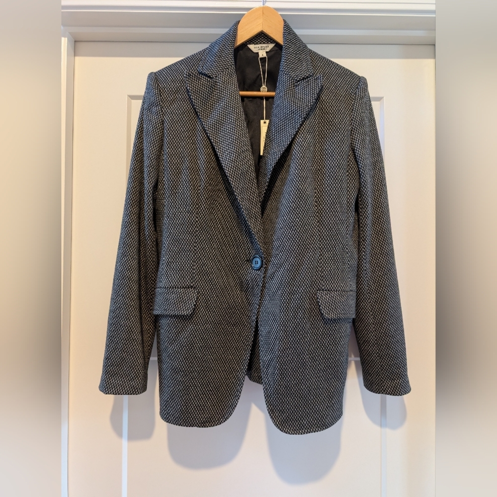 Max Studios Women's Black and White Blazer Suit Jacket Size Small NWT